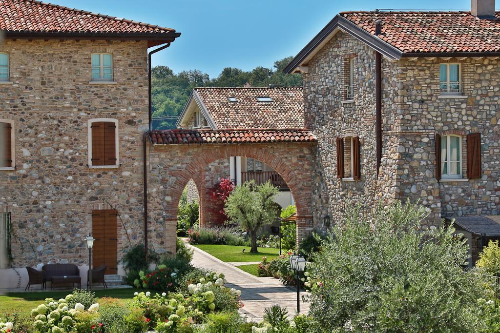 Garda Residence San Vigilio Golf Поццоленґо Екстер'єр фото